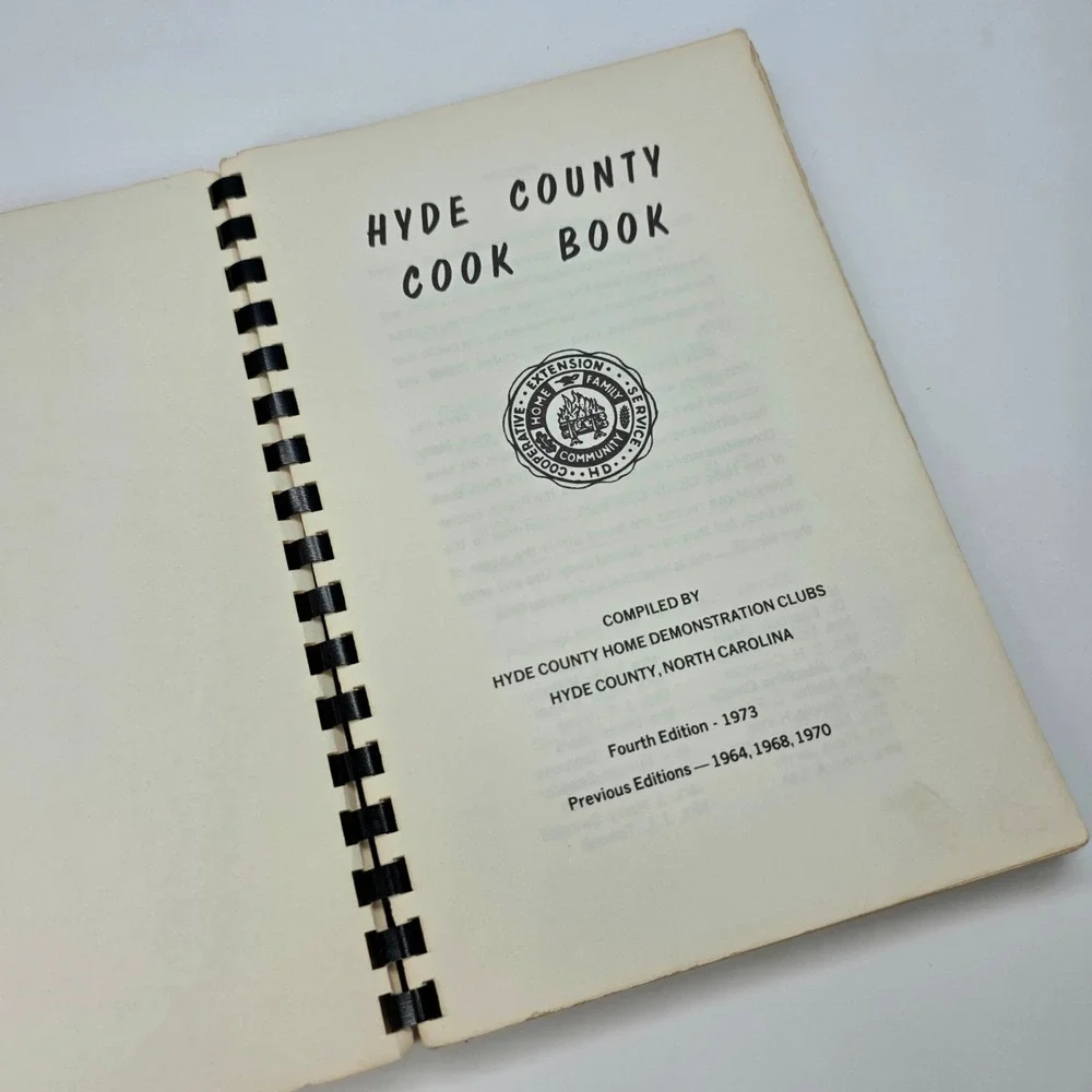 Hyde County Cookbook 1973 North Carolina‎ Vintage Spiralbound Recipes